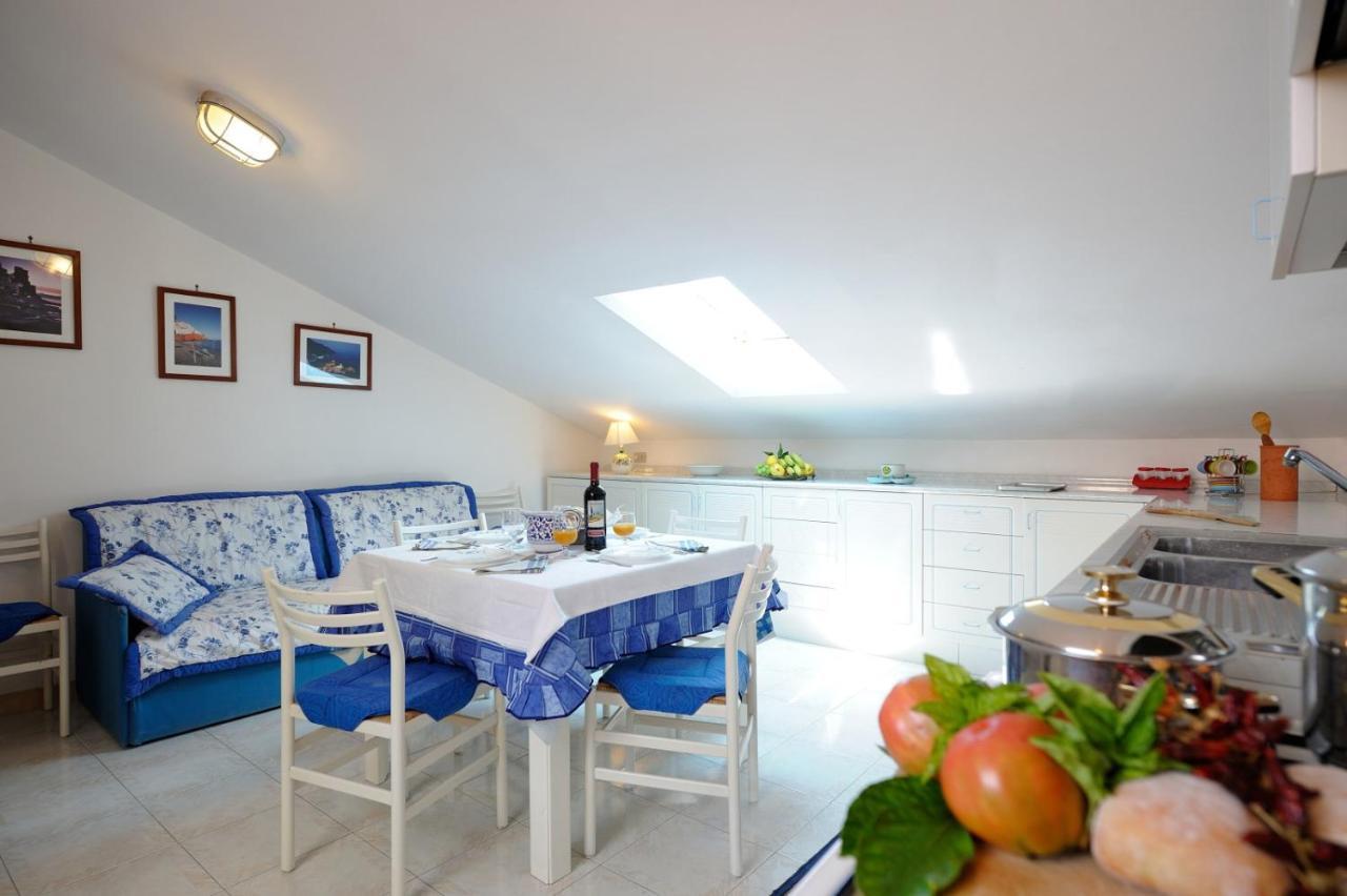 Mamma Rosanna - Apartment In Amalfi With Terrace المظهر الخارجي الصورة