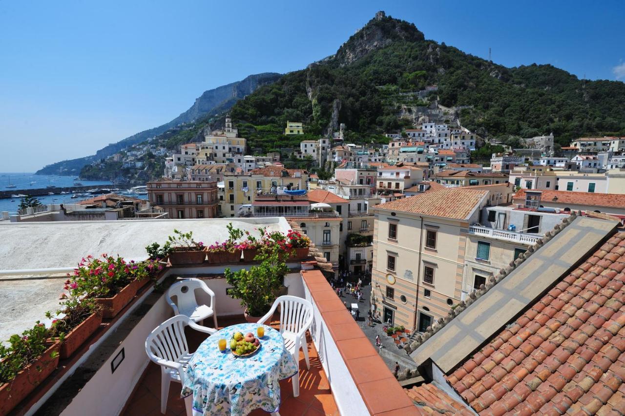 Mamma Rosanna - Apartment In Amalfi With Terrace المظهر الخارجي الصورة