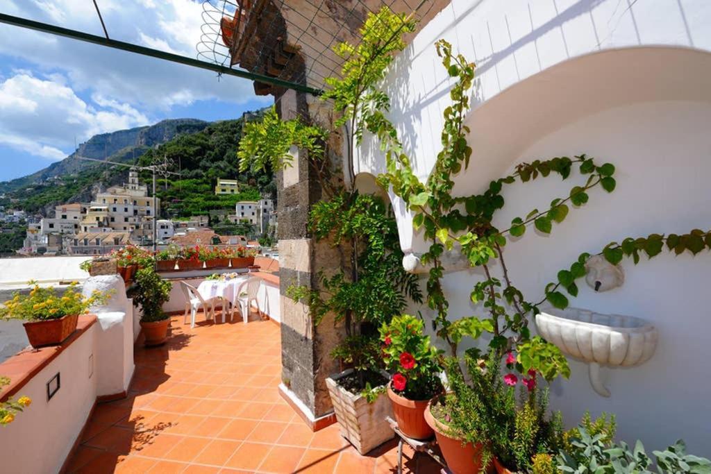 Mamma Rosanna - Apartment In Amalfi With Terrace المظهر الخارجي الصورة