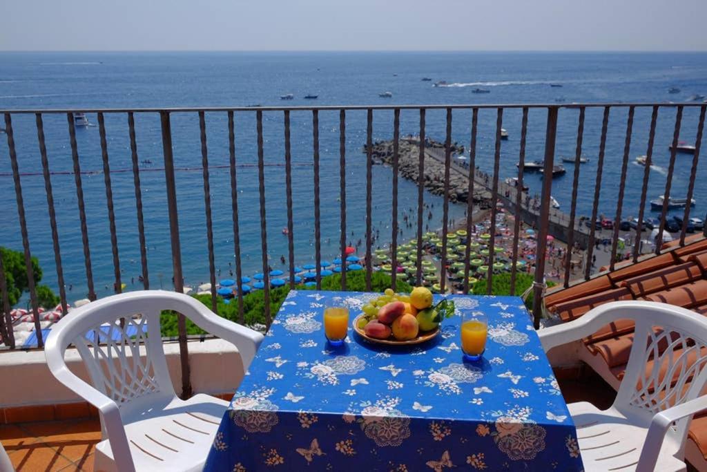 Mamma Rosanna - Apartment In Amalfi With Terrace المظهر الخارجي الصورة